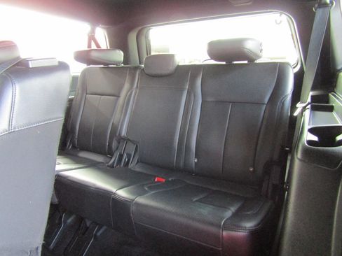 Used 2018 Ford Expedition Max XLT w/ Equipment Group 201A image 11