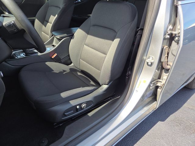 Used 2025 Chevrolet Malibu LT FWD image 20