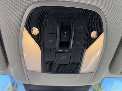 Used 2022 INFINITI QX50 Sensory image 24