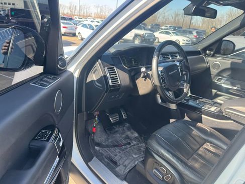 Used 2015 Land Rover Range Rover Supercharged image 5