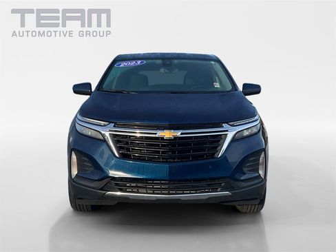 Used 2023 Chevrolet Equinox LT image 2
