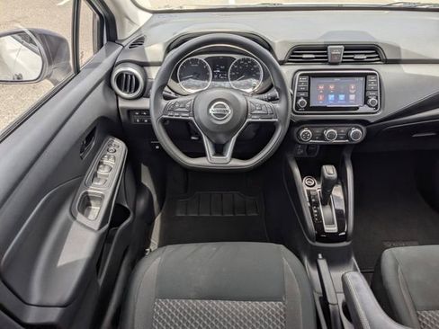 Used 2020 Nissan Versa S FWD image 18