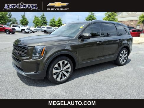 Used 2020 Kia Telluride S FWD image 1