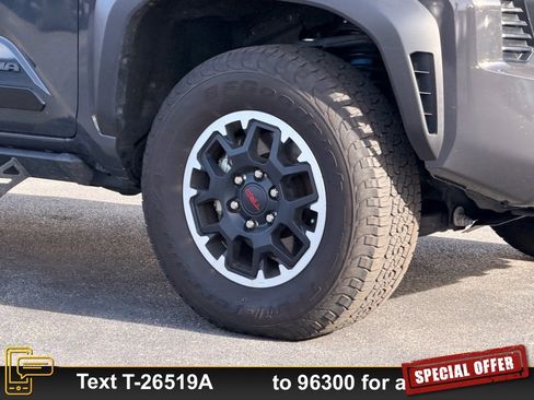 Used 2024 Toyota Tacoma TRD Off-Road image 25