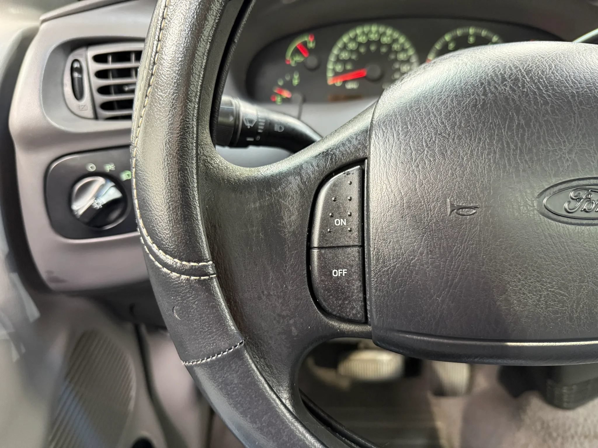 Used 1999 Ford F150 4x4 Regular Cab image 23