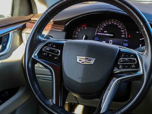 Used 2017 Cadillac XTS Luxury image 13