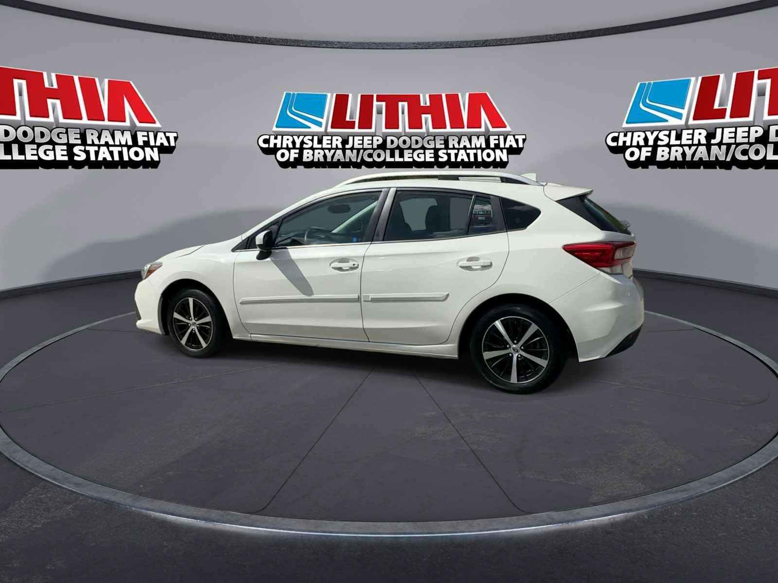 Used 2022 Subaru Impreza 2.0i Premium AWD/4WD image 5