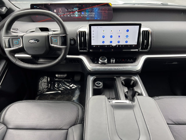 New 2026 Ford Expedition Platinum w/ Stealth Performance Package AWD/4WD image 3