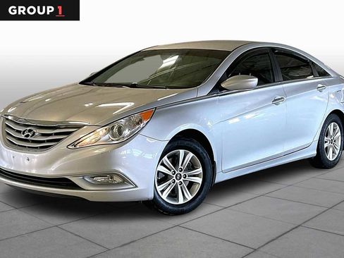 Used 2013 Hyundai Sonata GLS w/ Popular Equipment Pkg image 1