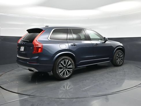 Used 2021 Volvo XC90 T5 Momentum w/ Protection Package Premier AWD/4WD image 26