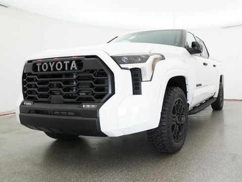 New 2026 Toyota Tundra SR5 AWD/4WD image 19