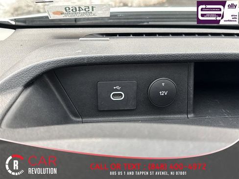 Used 2023 Ford Transit 250 148 High Roof AWD image 18