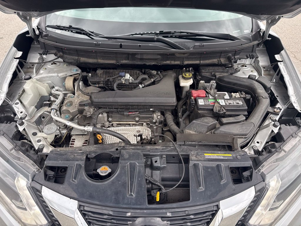 Used 2020 Nissan Rogue SV FWD image 10