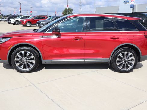 Used 2021 Lincoln Corsair Reserve w/ Equipment Group 201A image 9