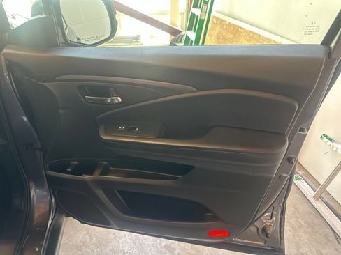 Used 2021 Honda Pilot EX-L image 33
