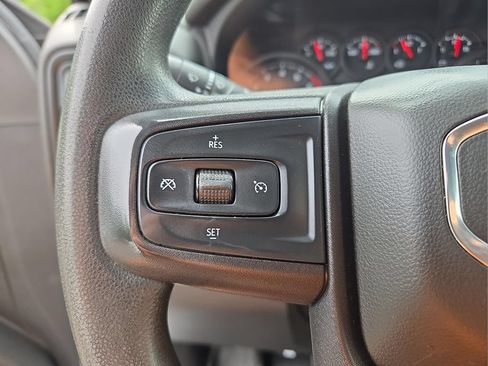 Used 2022 GMC Sierra 2500 Pro w/ Convenience Package RWD image 18
