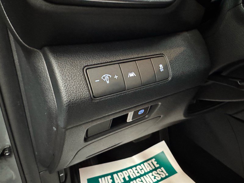 Used 2023 Hyundai Santa Fe SE AWD/4WD image 14