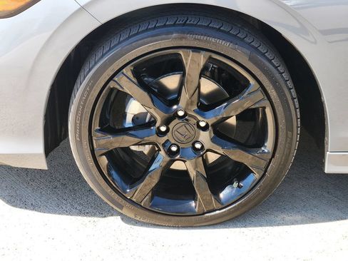 Used 2025 Honda Civic Sport image 10