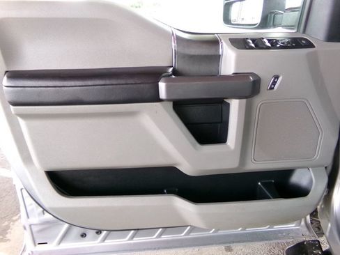 Used 2020 Ford F250 XLT w/ XLT Premium Package AWD/4WD image 17