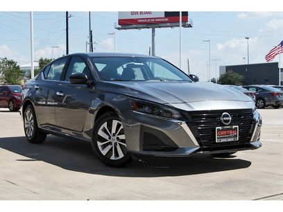 New 2025 Nissan Altima 2.5 S