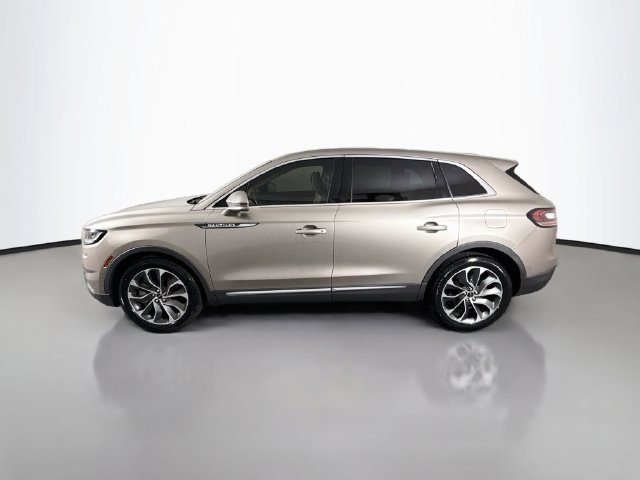 Used 2021 Lincoln Nautilus Reserve FWD image 4