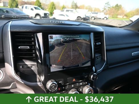 Used 2024 RAM 1500 Laramie AWD/4WD image 37