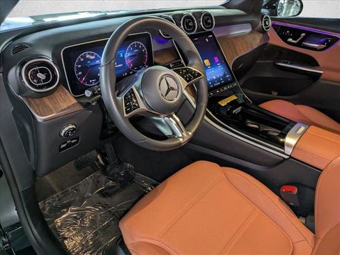 Certified 2025 Mercedes-Benz GLC 300 4MATIC image 10