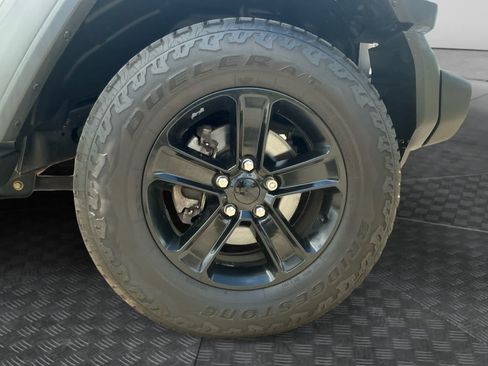 Used 2021 Jeep Wrangler Unlimited Sport AWD/4WD image 14