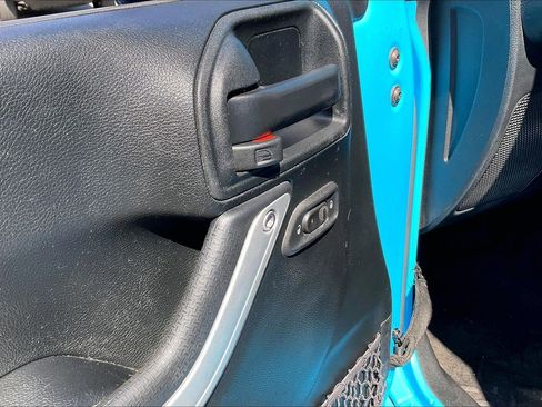 Used 2017 Jeep Wrangler Unlimited Sahara w/ Quick Order Package 24E Chief image 32