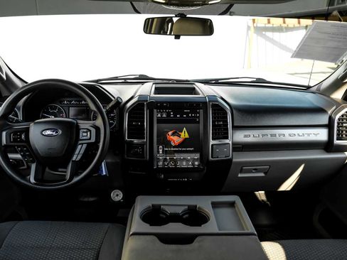 Used 2018 Ford F250 XLT image 14