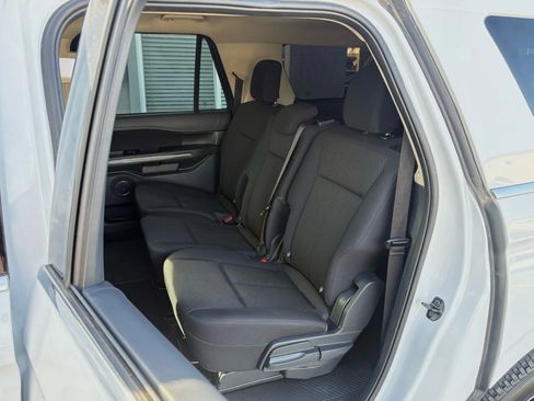 Used 2024 Ford Expedition Max XL image 12