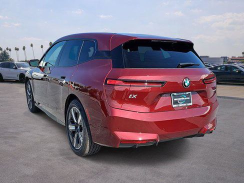New 2026 BMW iX xDrive45 w/ Premium Package image 7