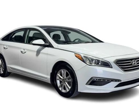 Used 2015 Hyundai Sonata SE w/ Option Group 09 FWD image 7