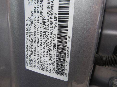 Used 2025 Honda Pilot Touring image 6