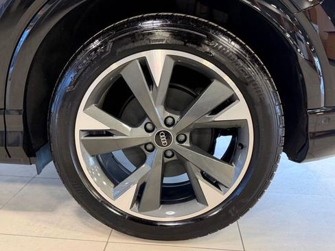 Used 2024 Audi Q4 e-tron Prestige w/ Black Optic Package image 43