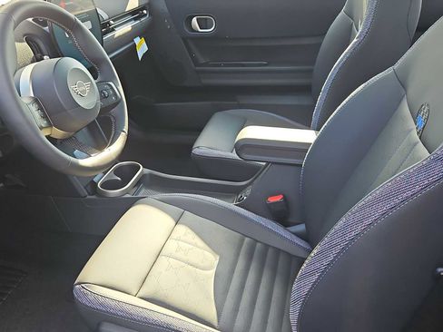 New 2026 MINI Cooper 2-Door Hardtop image 15