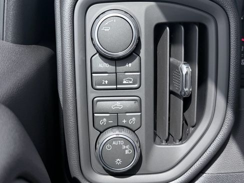 New 2026 Chevrolet Silverado 1500 Custom AWD/4WD image 11