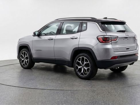 Used 2025 Jeep Compass Limited AWD/4WD image 6
