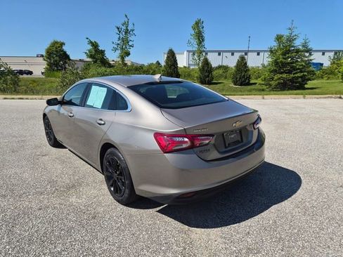Used 2022 Chevrolet Malibu LT FWD image 7