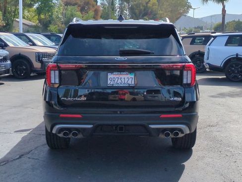 Used 2025 Ford Explorer Platinum w/ Ultimate Package AWD/4WD image 4