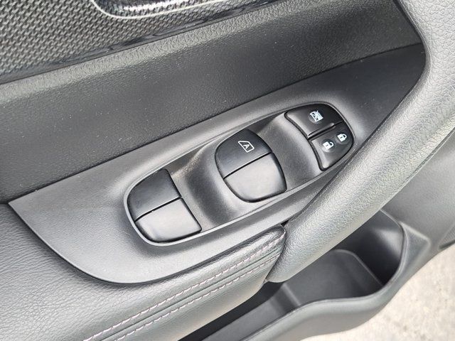 Used 2016 Nissan Rogue SL w/ SL Premium Package FWD image 15