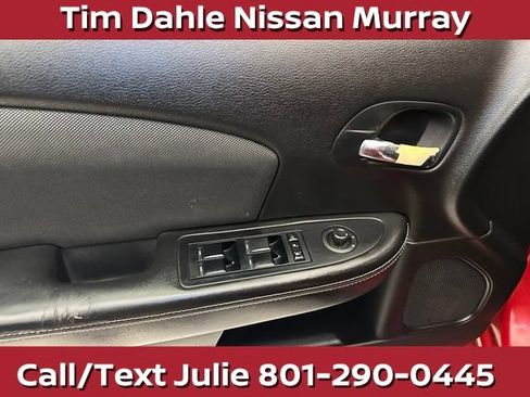 Used 2012 Dodge Avenger SE FWD image 22