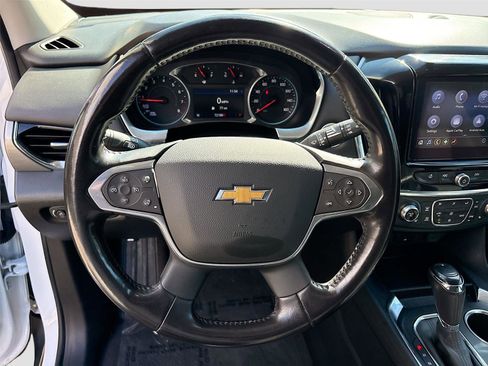 Used 2020 Chevrolet Traverse LT w/ Driver Confidence II Package image 12
