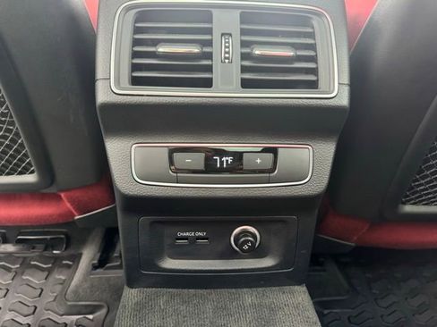 Used 2019 Audi SQ5 Premium Plus w/ Premium Plus Package AWD/4WD image 38