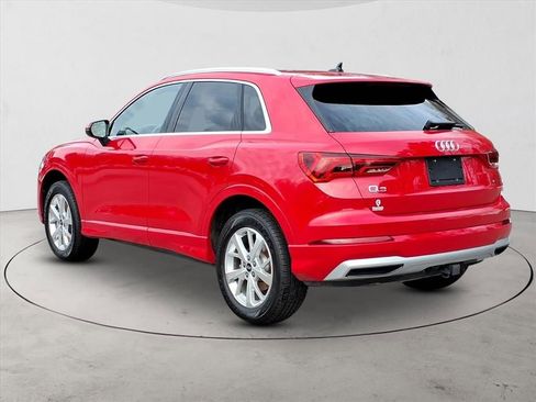 Used 2024 Audi Q3 2.0T Premium w/ Convenience Package image 7