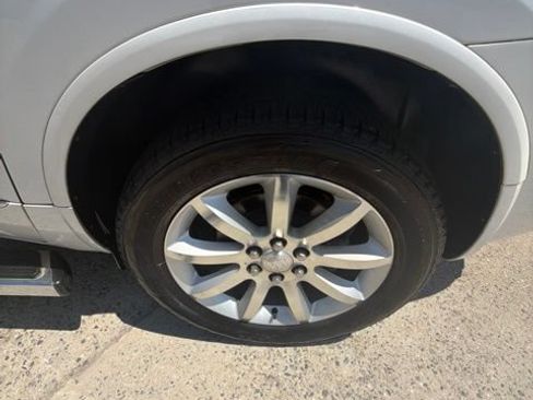 Used 2017 Buick Enclave Premium w/ Trailering Package FWD image 9