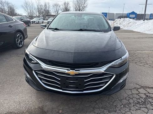 Used 2024 Chevrolet Malibu LT image 4
