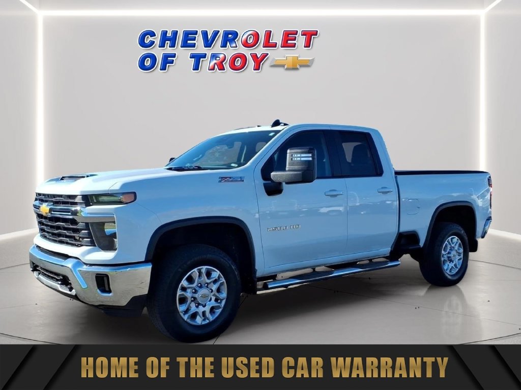 Used 2024 Chevrolet Silverado 2500 LT w/ Convenience Package AWD/4WD image 4