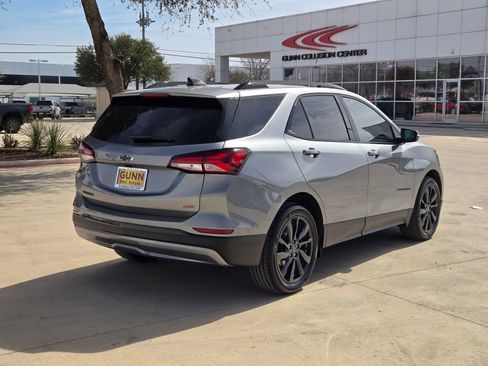 Certified 2024 Chevrolet Equinox RS image 3