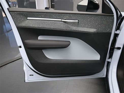 New 2025 Volvo EX30 Ultra w/ Climate Package image 20